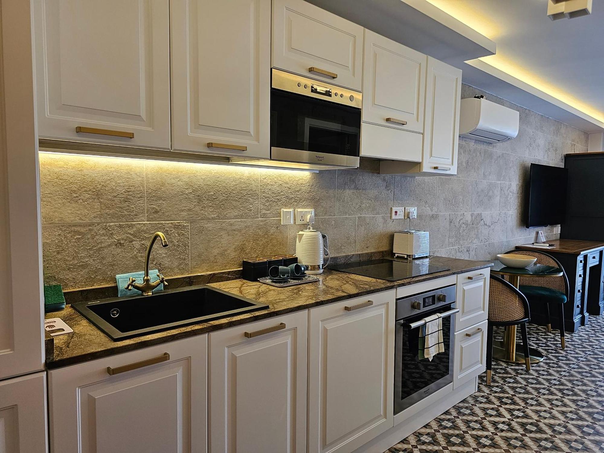 Balcony Hotel Saint Julian's Εξωτερικό φωτογραφία