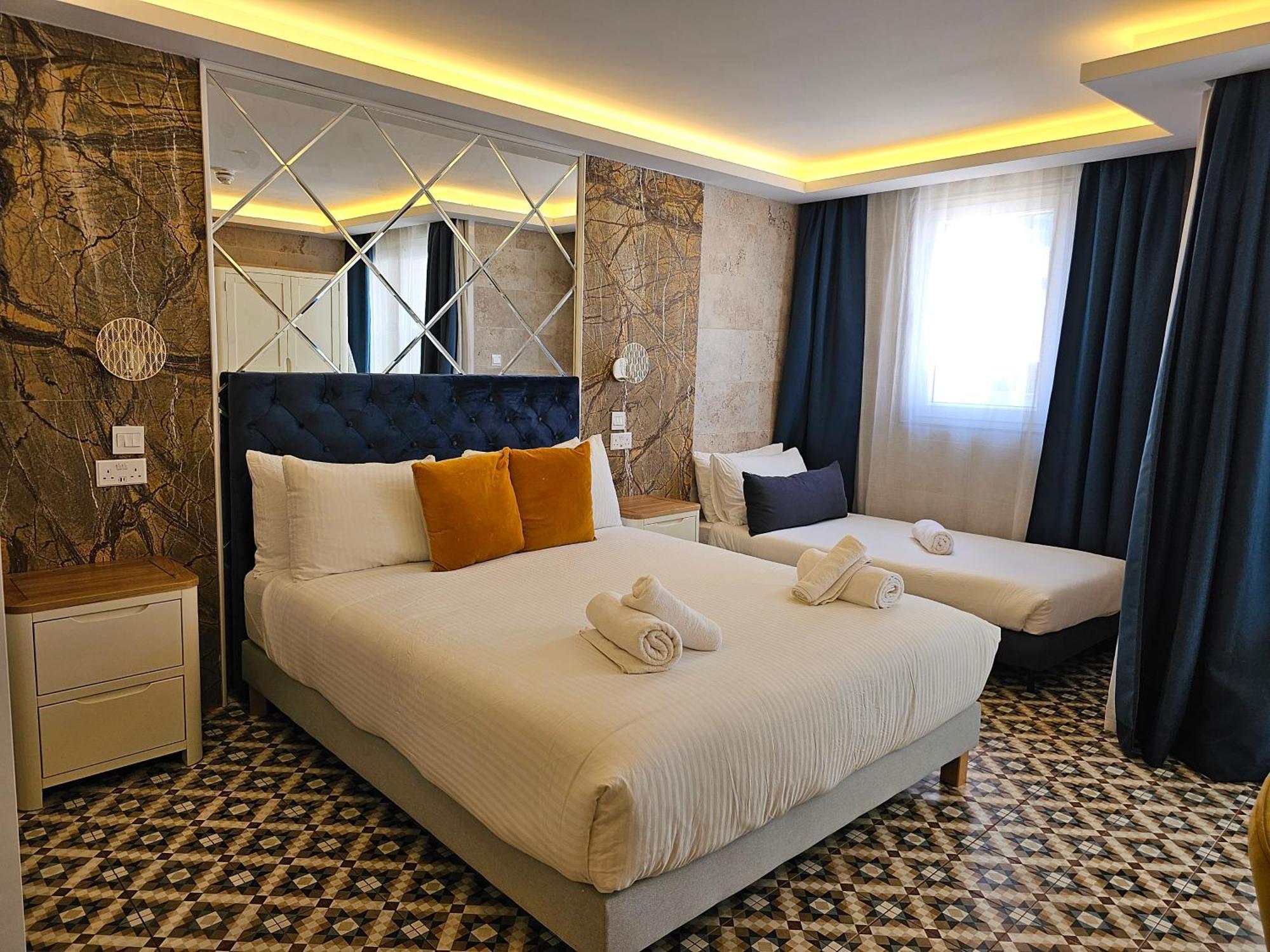 Balcony Hotel Saint Julian's Εξωτερικό φωτογραφία