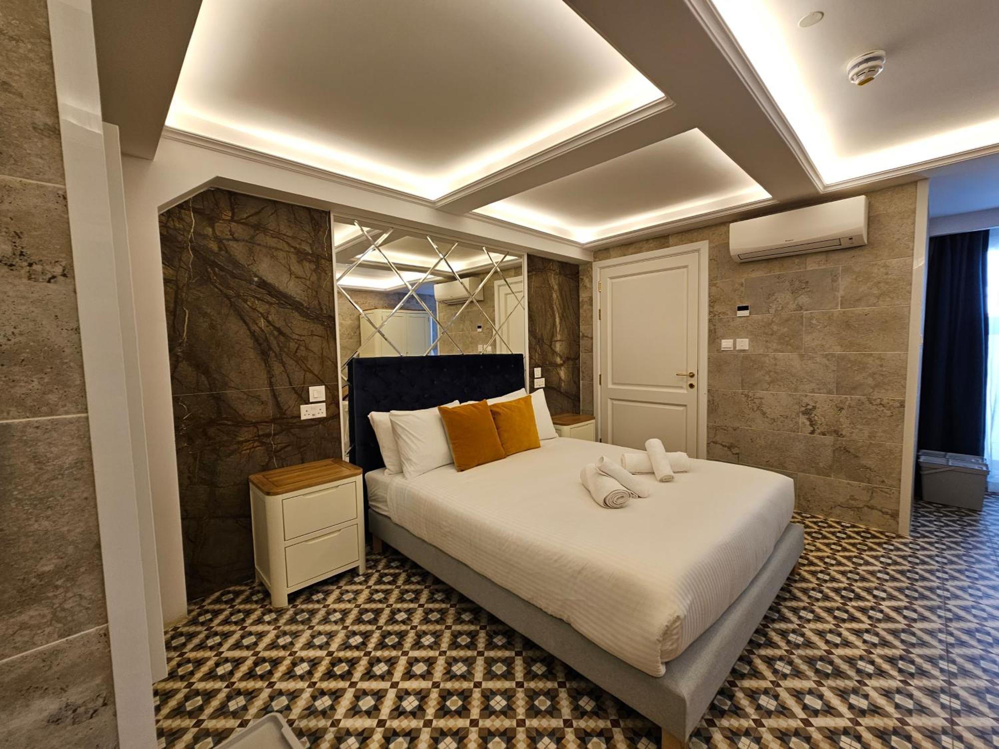 Balcony Hotel Saint Julian's Εξωτερικό φωτογραφία