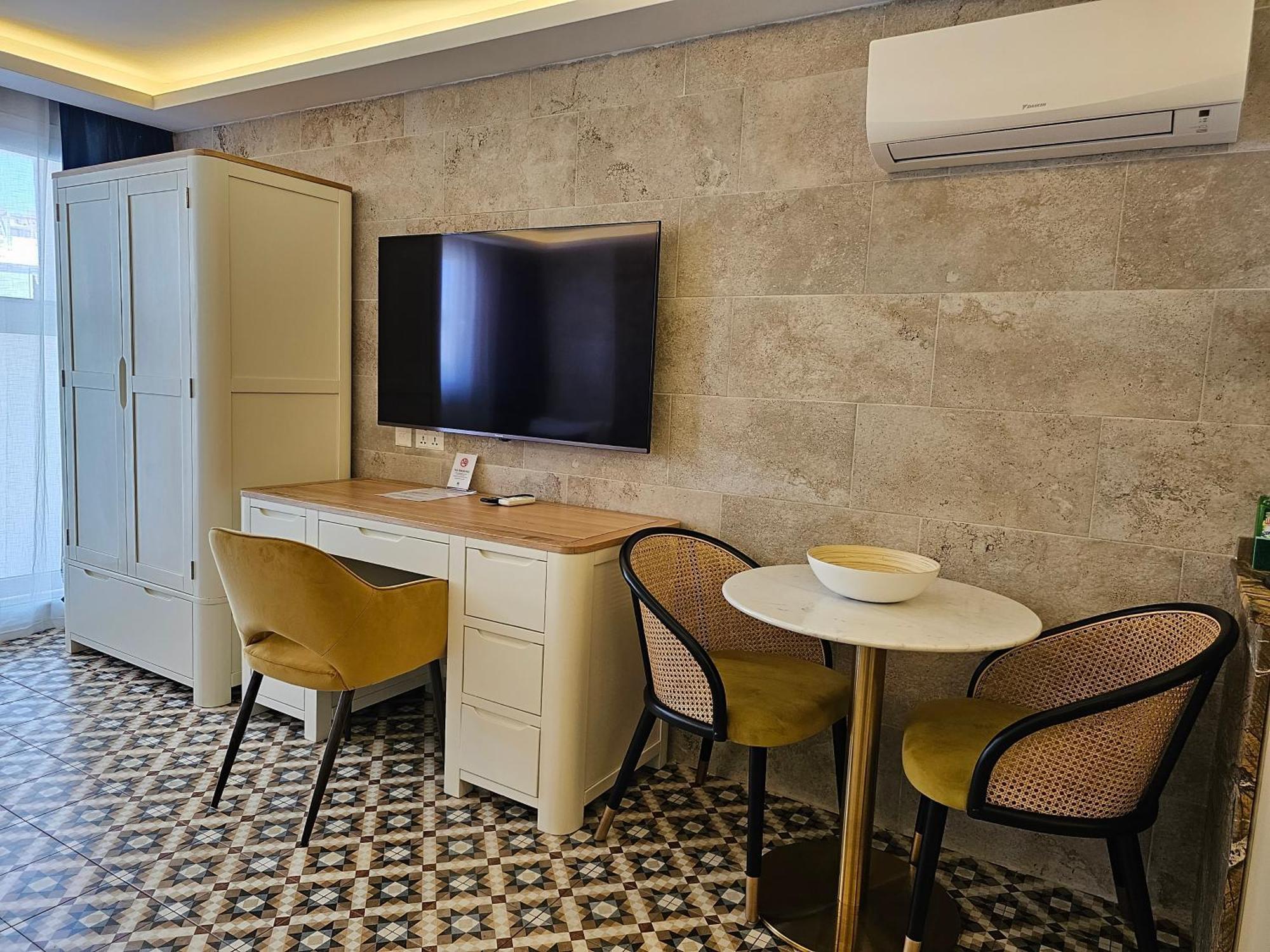 Balcony Hotel Saint Julian's Εξωτερικό φωτογραφία